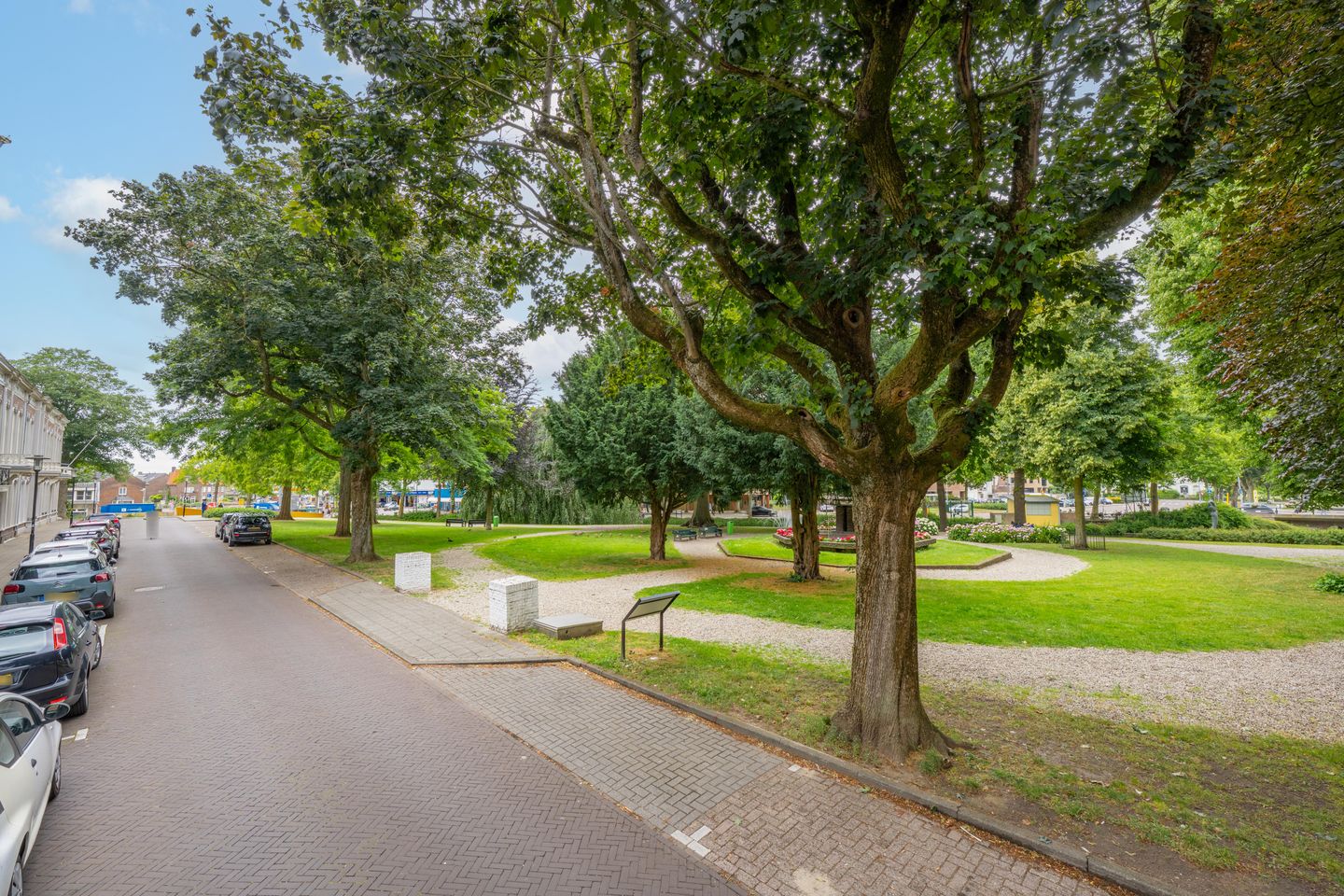 Foto 5 van St. Walburg 2-01