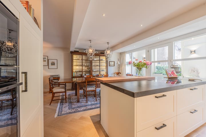 Foto 31 van St. Walburg 2-01