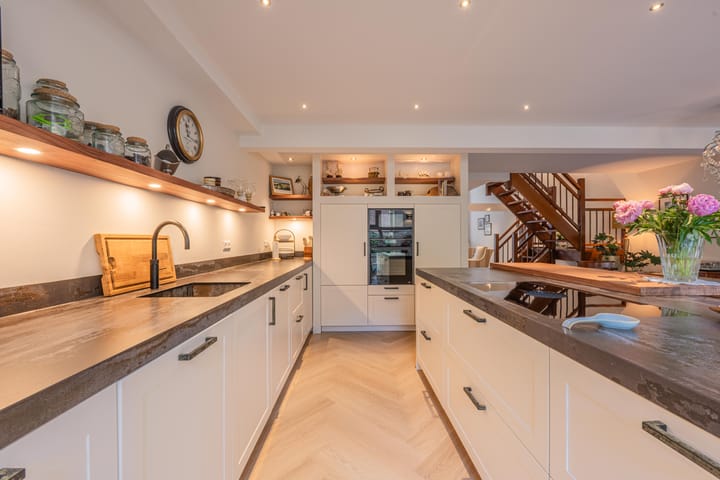 Foto 32 van St. Walburg 2-01