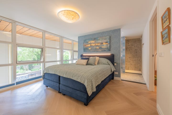 Foto 57 van St. Walburg 2-01