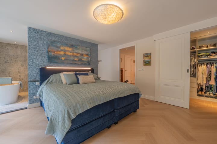 Foto 58 van St. Walburg 2-01