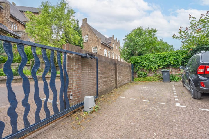 Foto 74 van St. Walburg 2-01