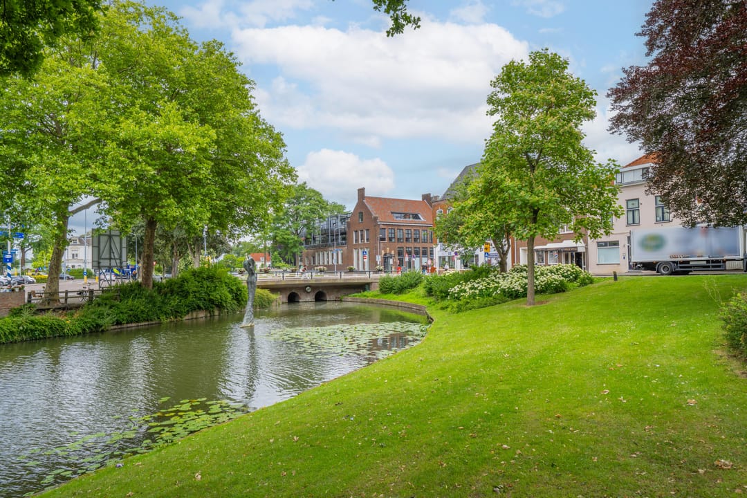 Foto 76 van St. Walburg 2-01