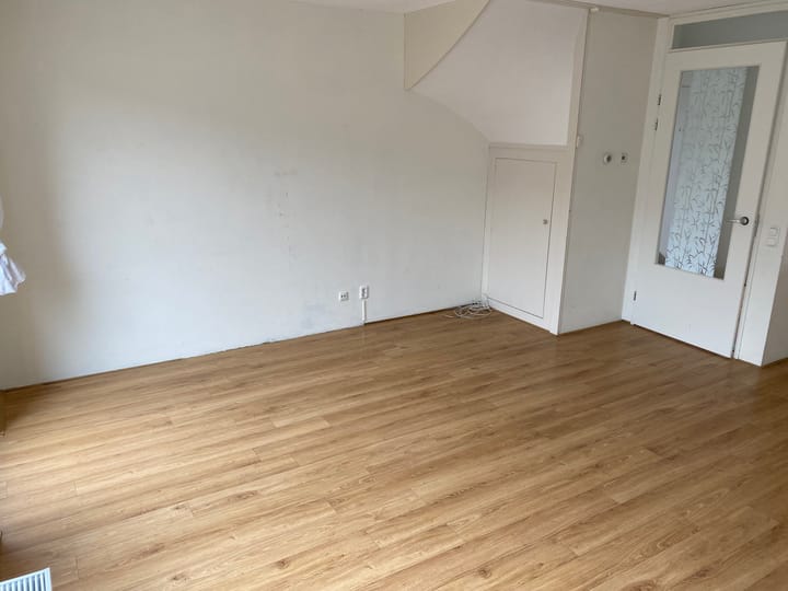 Photo 3 of Annie M.G. Schmidtweg 36