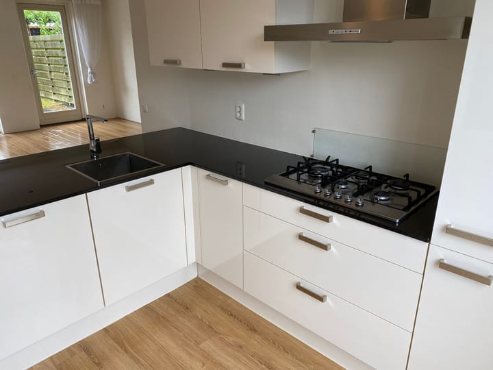 Photo 7 of Annie M.G. Schmidtweg 36