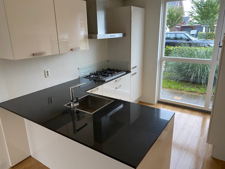 Photo 6 of Annie M.G. Schmidtweg 36