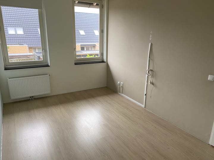 Photo 10 of Annie M.G. Schmidtweg 36