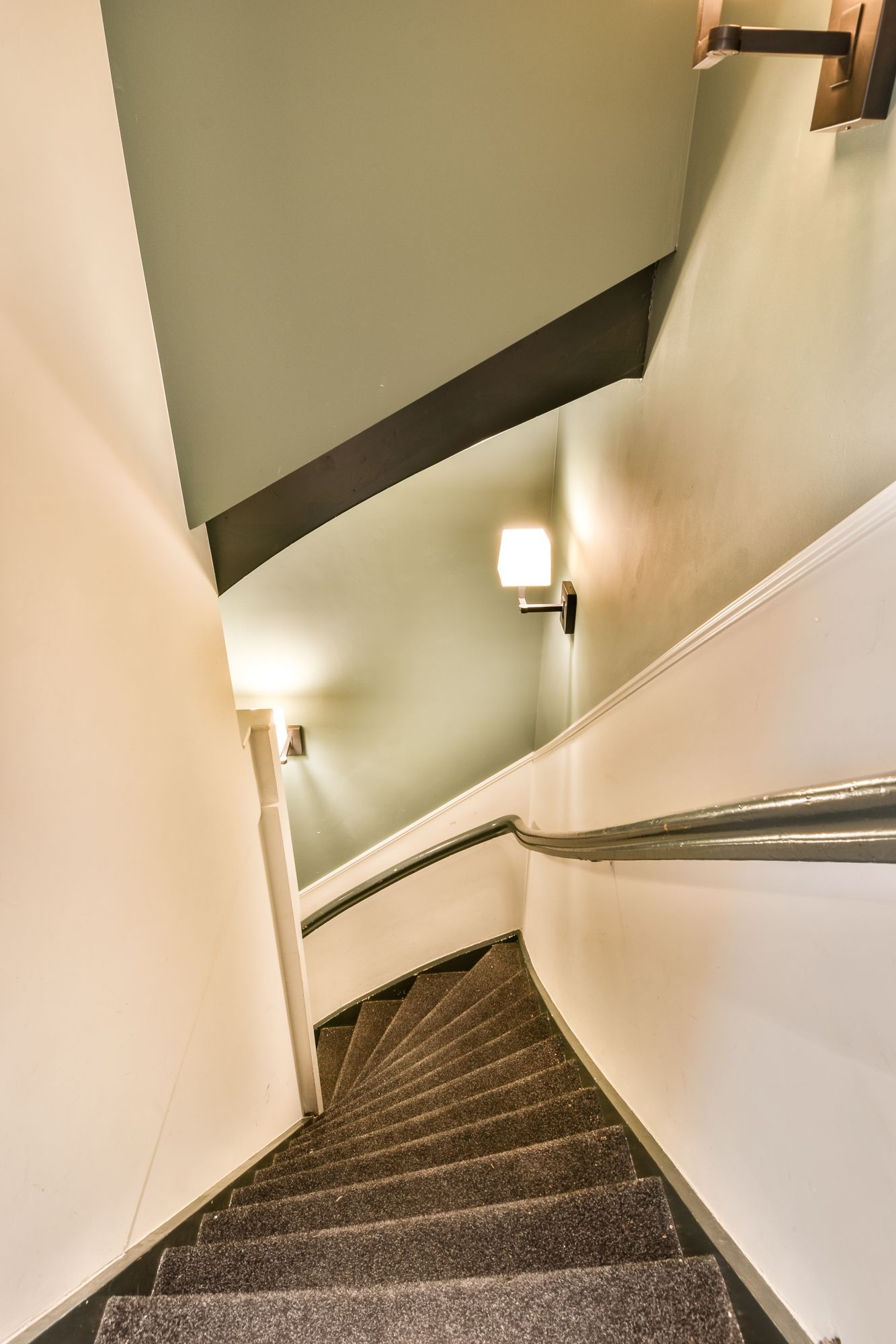 Foto 6 van Diezestraat 6-2