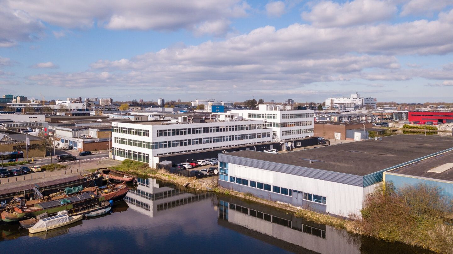 Bekijk foto 2 van Industrieweg 130-A
