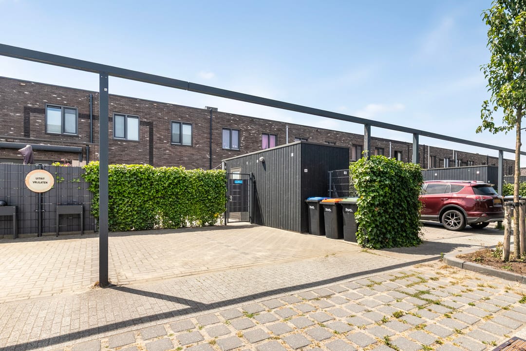 Photo 28 of Wolfspootstraat 9