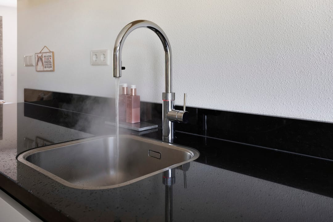 Photo 13 of Wolfspootstraat 9