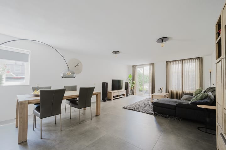 Foto 2 van P. Engelvaartstraat 15