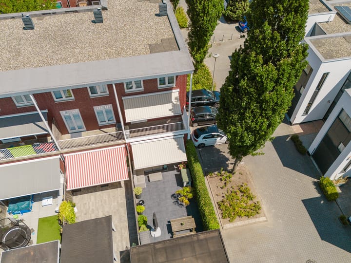 Foto 31 van P. Engelvaartstraat 15