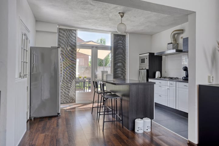 Photo 16 of Begoniastraat 19