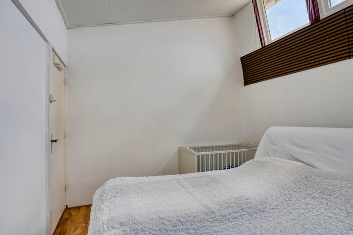 Photo 21 of Begoniastraat 19