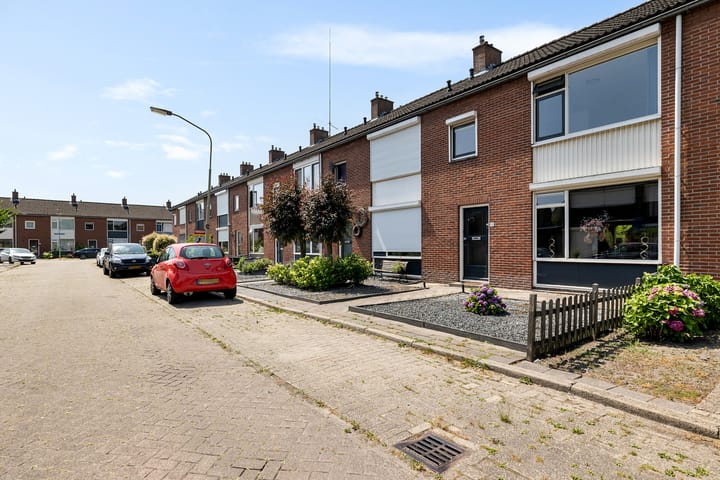 Foto 3 van Saturnusbaan 13