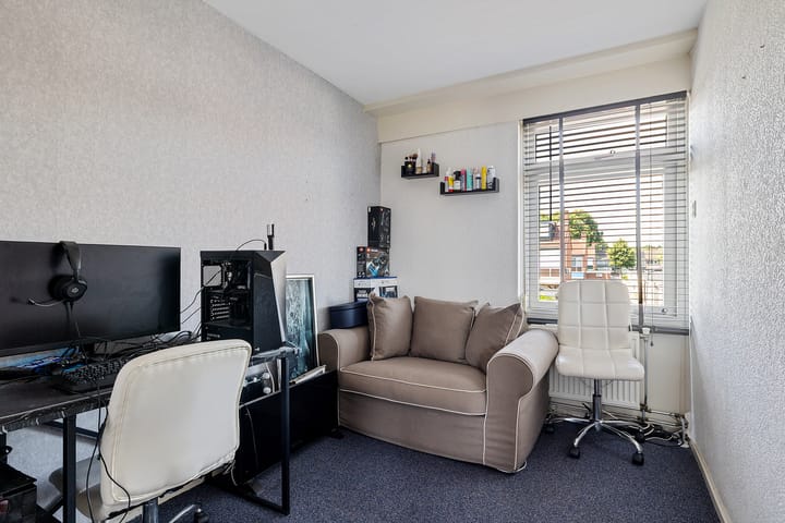 Foto 13 van Saturnusbaan 13