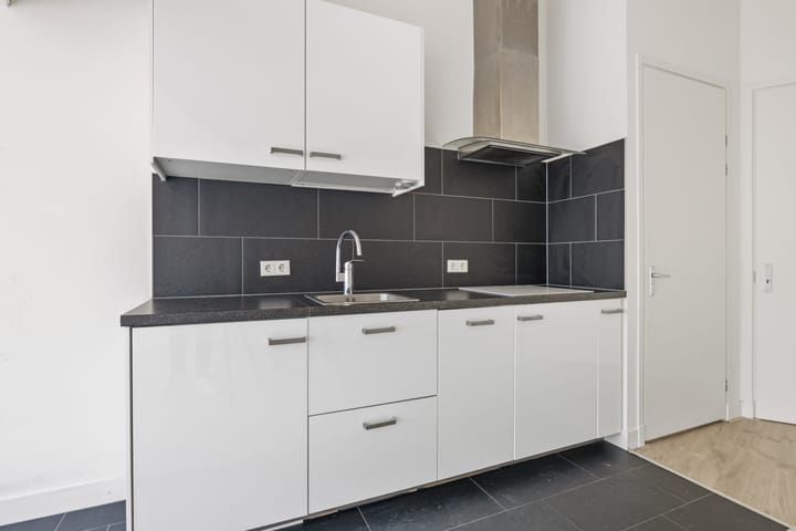 Foto 3 van Anthoniedijk 1-B