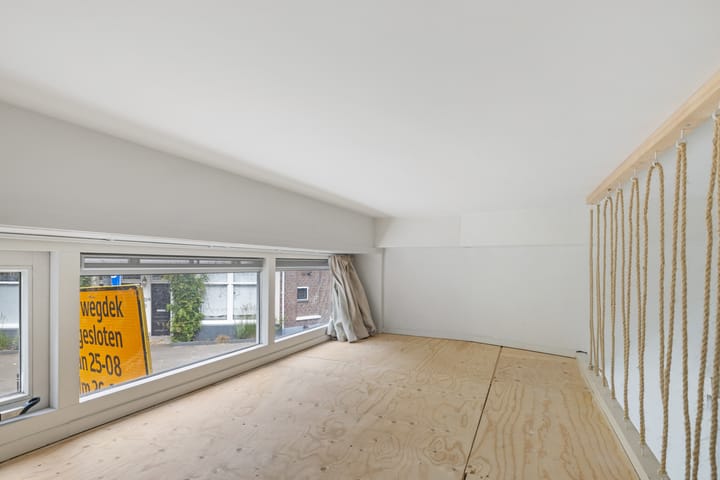 Foto 14 van Anthoniedijk 1-B