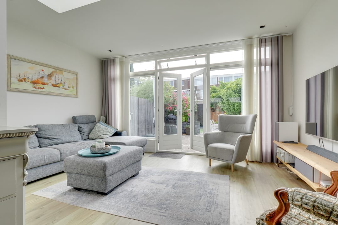 Photo 2 of Hoogravenseweg 76