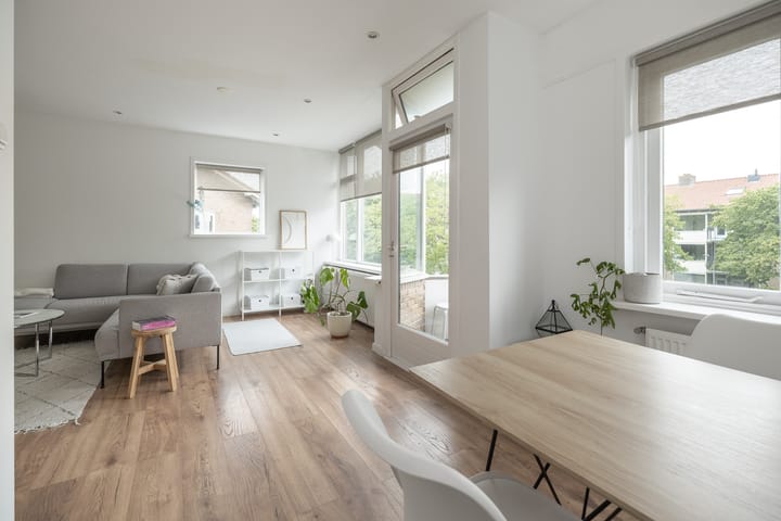 Photo 6 of Admiraal de Ruyterlaan 109