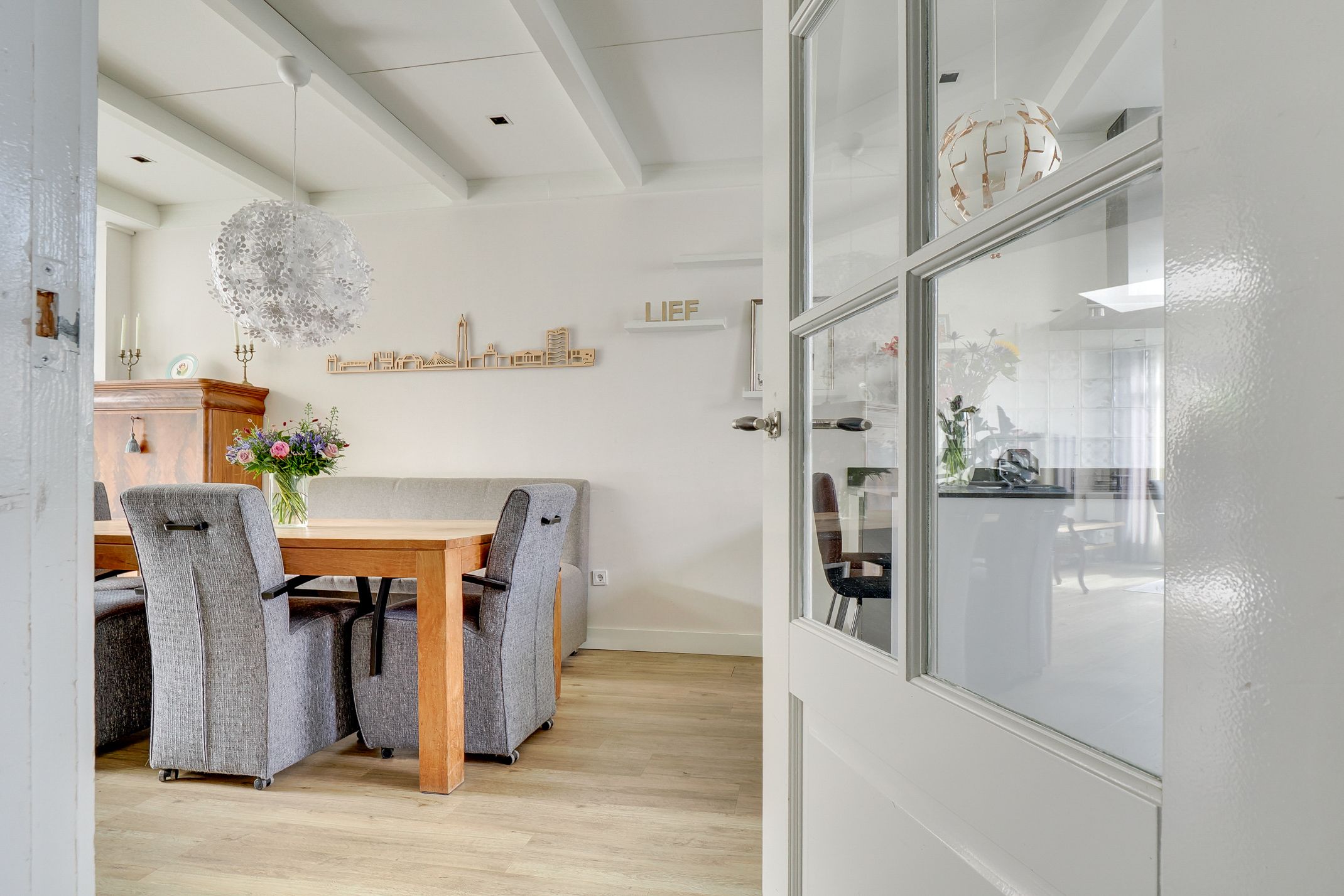 Photo 9 of Hoogravenseweg 76