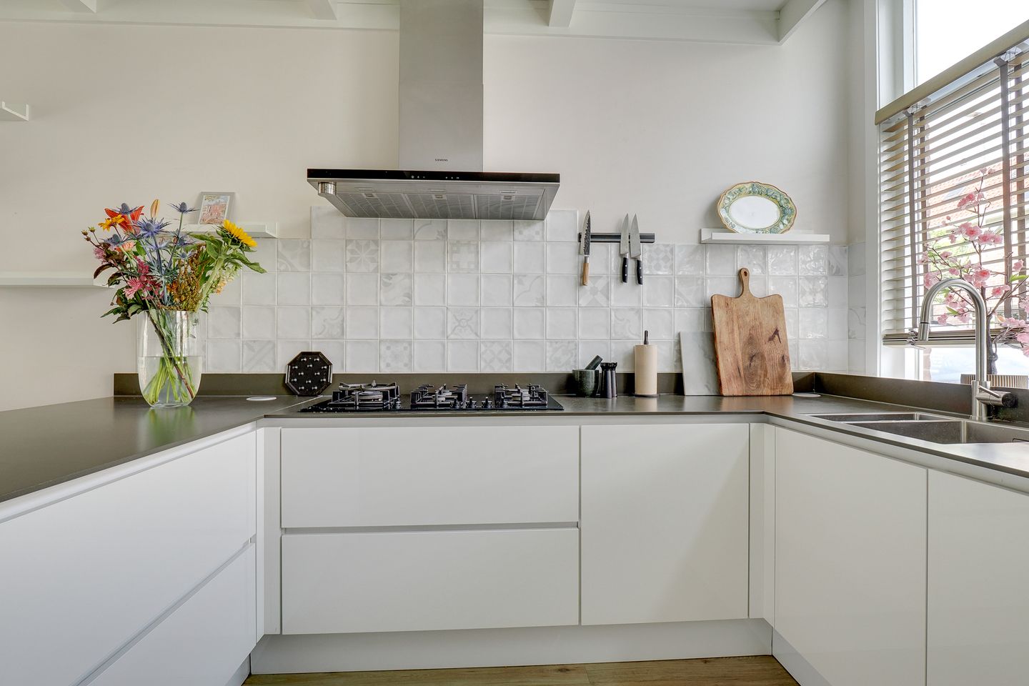 Photo 25 of Hoogravenseweg 76