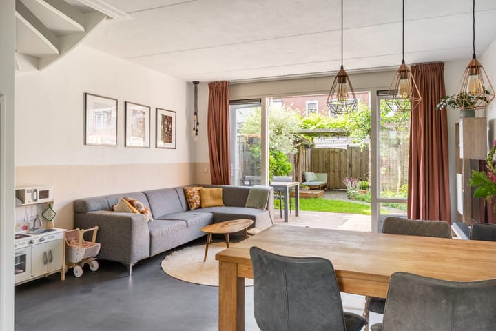 Foto 4 van Rozenburg 7