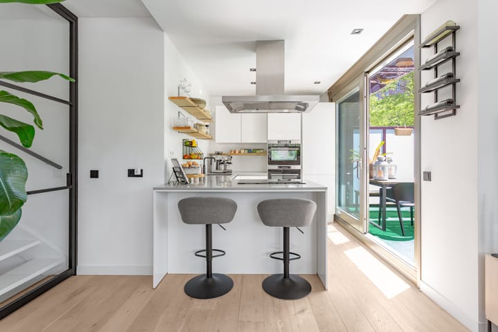 Foto 17 van Eva Besnyöstraat 575