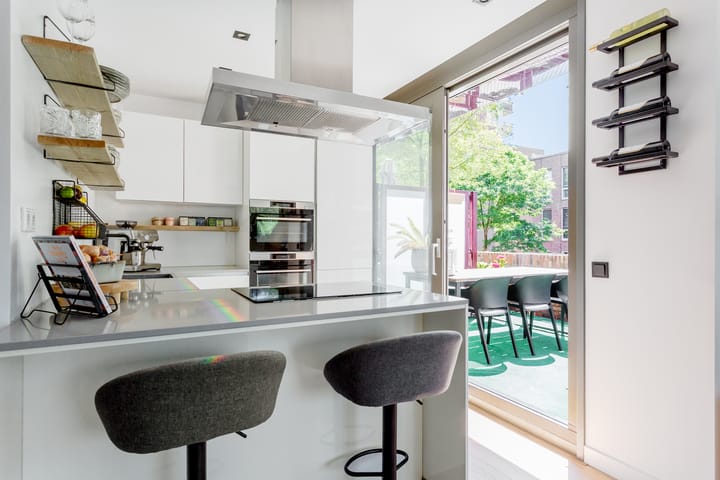 Foto 18 van Eva Besnyöstraat 575