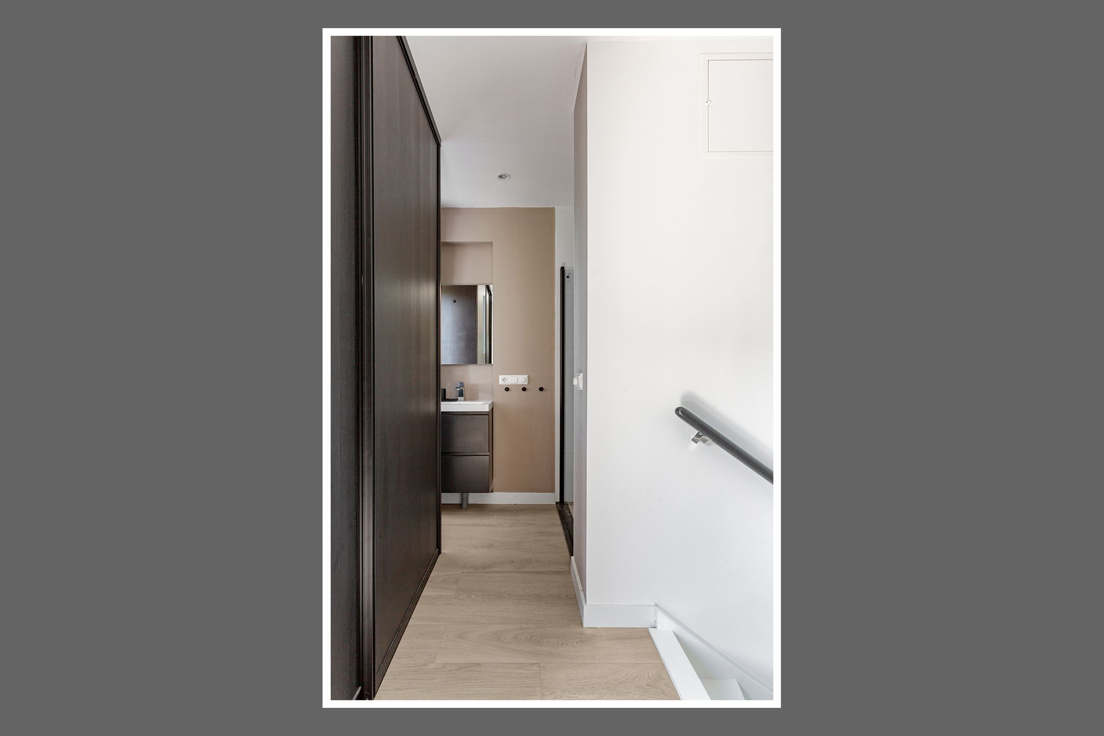 Foto 33 van Eva Besnyöstraat 575