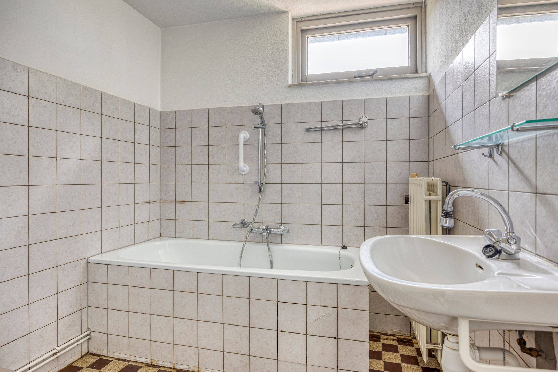 Foto 18 van Burgemeester Blessinglaan 2