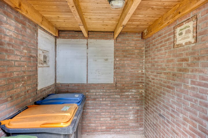 Photo 28 of Burgemeester Blessinglaan 2