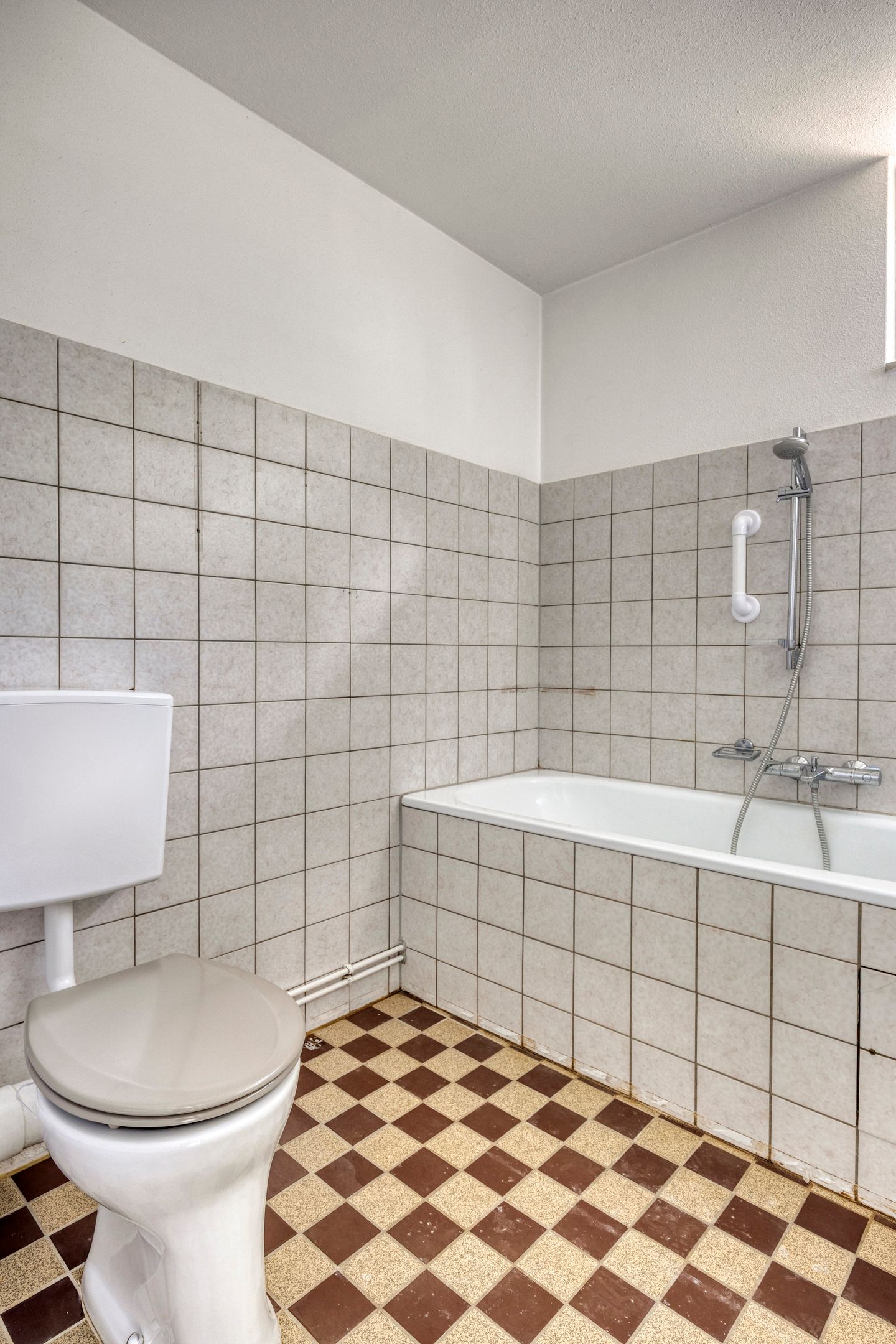 Foto 19 van Burgemeester Blessinglaan 2