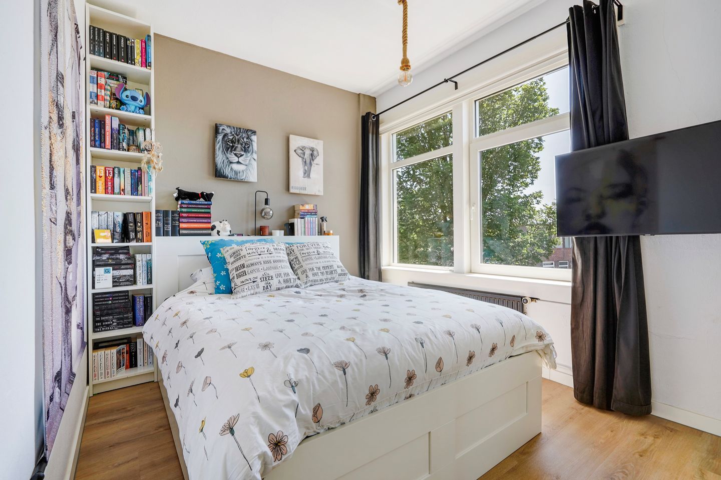 Photo 25 of van Arembergelaan 47