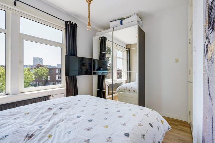 Foto 26 van van Arembergelaan 47