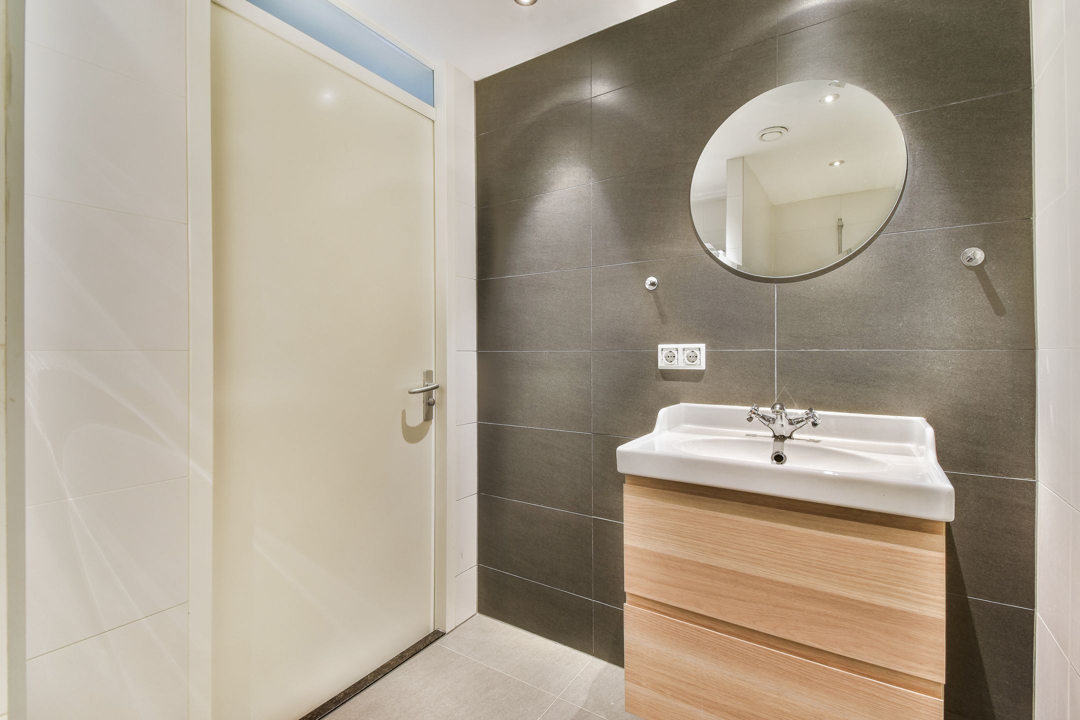 Photo 15 of Kleiburg 19-C