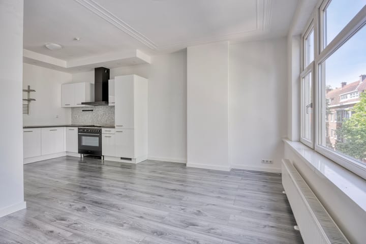 Foto 8 van Heemskerkstraat 50-A02