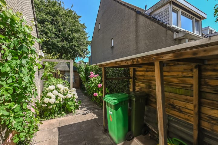 Foto 25 van Dr. R.J. Fruinstraat 36