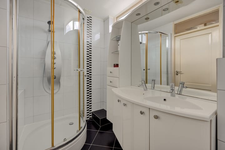 Foto 20 van Jeker 18