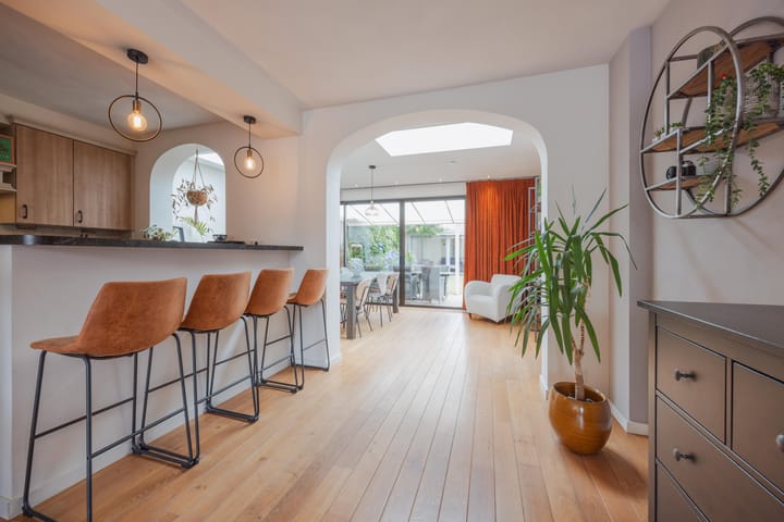 Foto 15 van Burg van Leentstraat 18