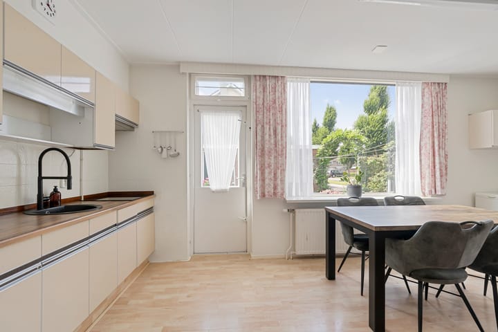 Foto 13 van Jan van Kleefstraat 10