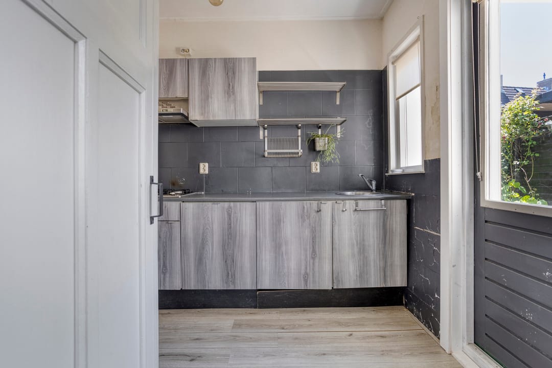 Photo 13 of 3e Woudstraat 6