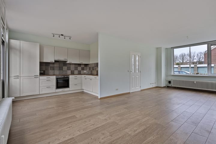 Foto 2 van Elgarstraat 11