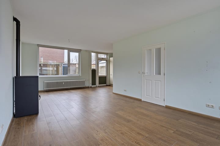 Foto 12 van Elgarstraat 11