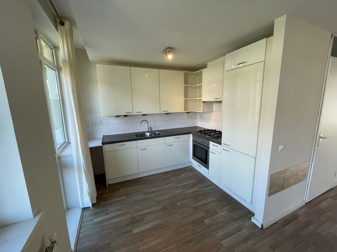 Photo 8 of Tweede Atjehstraat 13-C