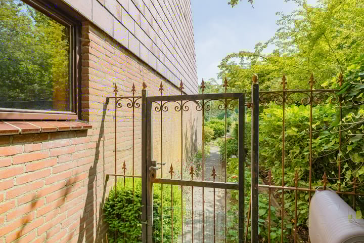 Foto 23 van Minister van Houtenlaan 120