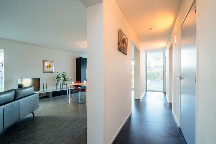 Photo 18 of Oeverloper 18