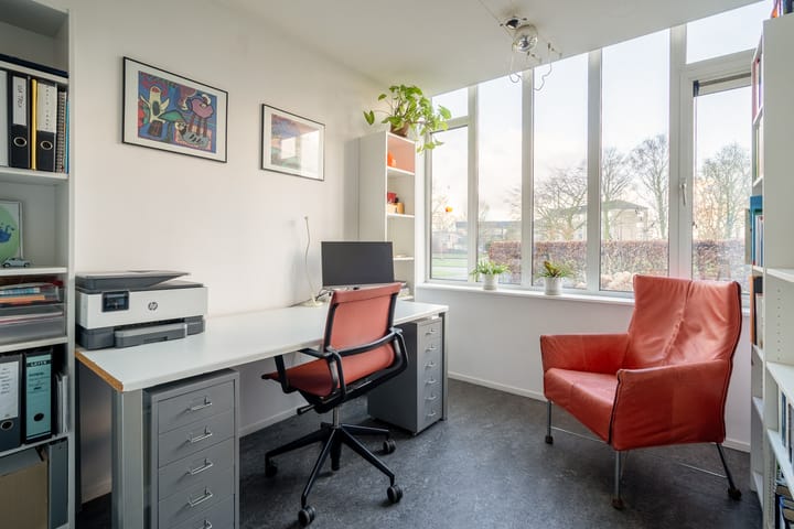 Photo 19 of Oeverloper 18