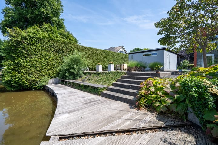 Photo 43 of Oeverloper 18